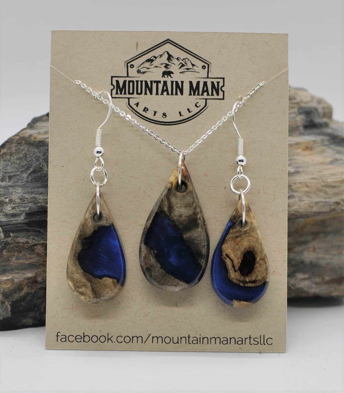 Buckeye Burl and Blue Earring and Necklace set